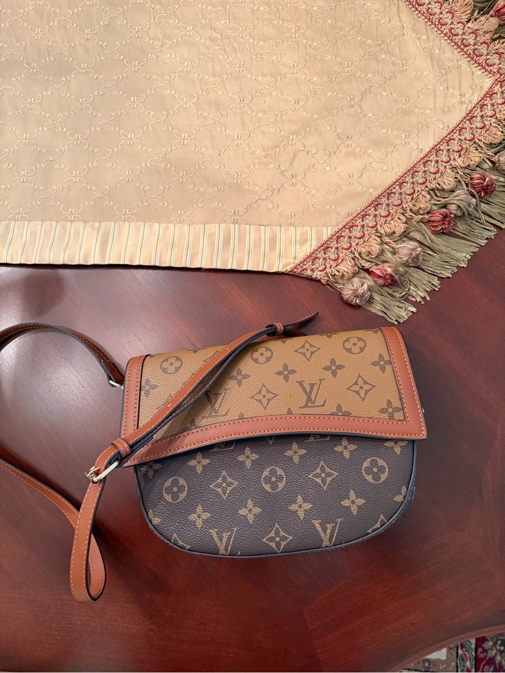 Monogram Purse with strap. Very Good Condition! - Picture 2 of 11